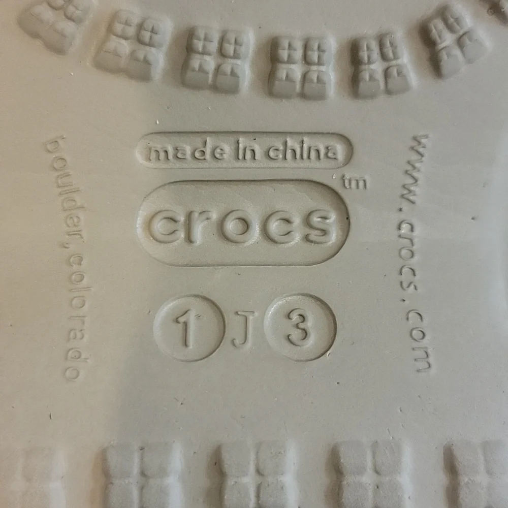 KIDS CROCS TAN BOOTS‎ (sz 1)